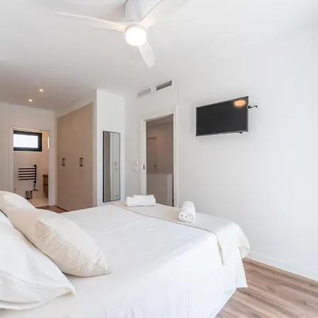 Vt Riviera 4bdr Heated Pool Villa