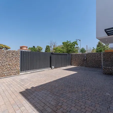 Vt Riviera 4bdr Heated Pool Villa Torremolinos